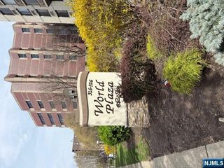 316 Prospect Avenue S8F, Hackensack, NJ 07601