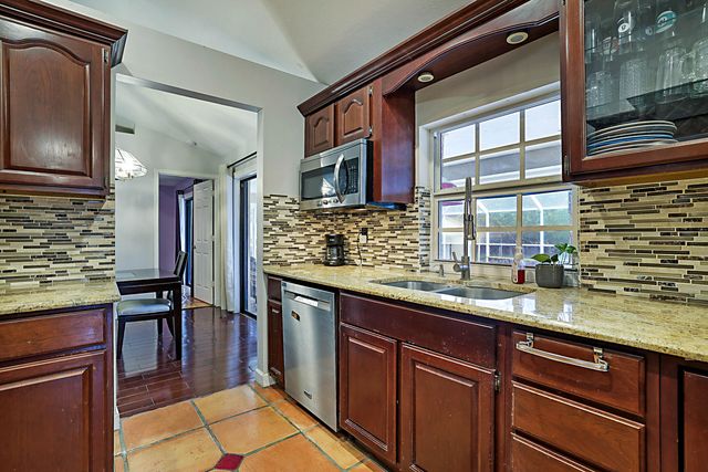 17298 66th Court N, The Acreage, FL 33470