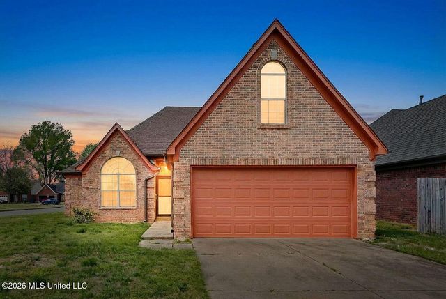 8339 Cross Point Drive, Olive Branch, MS 38654