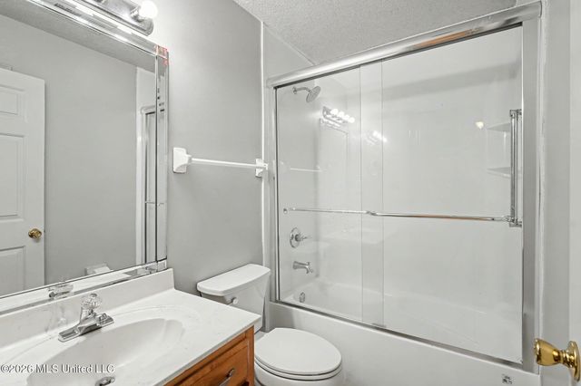 8339 Cross Point Drive, Olive Branch, MS 38654