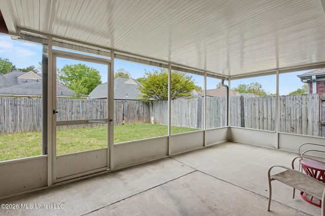 8339 Cross Point Drive, Olive Branch, MS 38654