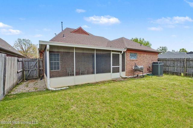 8339 Cross Point Drive, Olive Branch, MS 38654