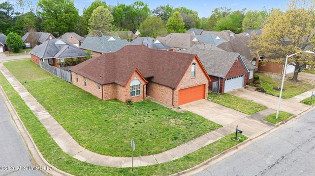 8339 Cross Point Drive, Olive Branch, MS 38654