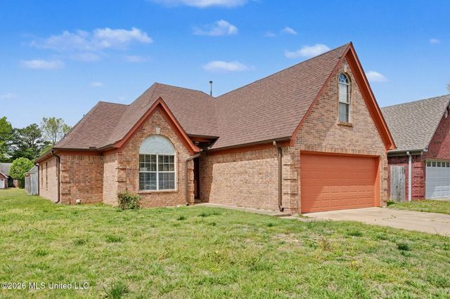 8339 Cross Point Drive, Olive Branch, MS 38654