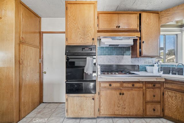 8103 Lullaby Lane, Panorama City, CA 91402