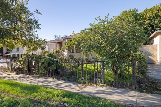 8103 Lullaby Lane, Panorama City, CA 91402