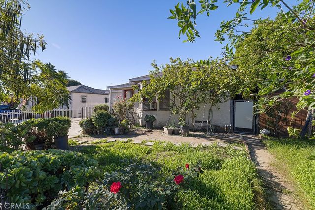 8103 Lullaby Lane, Panorama City, CA 91402