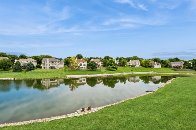 13551 Village Court, Clive, IA 50325