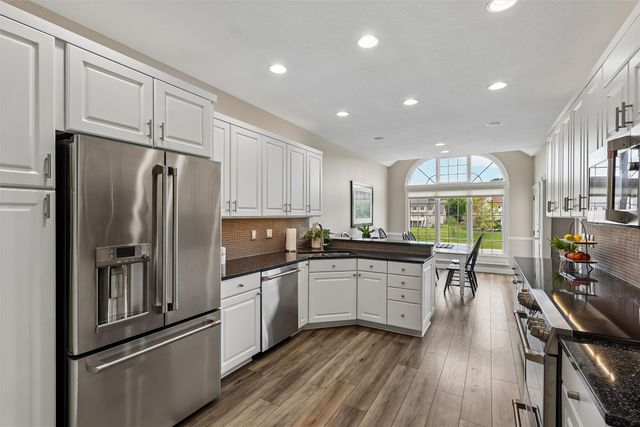 13551 Village Court, Clive, IA 50325