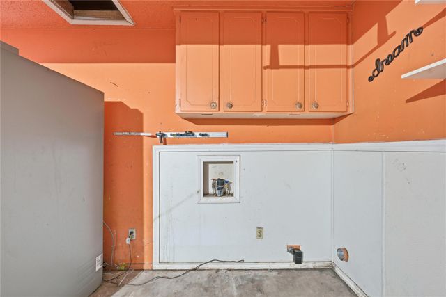 2711 Old Robinson Road, Waco, TX 76706