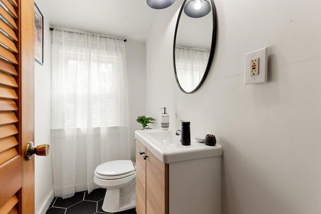 120 Levin Rd, Rockland, MA 02370