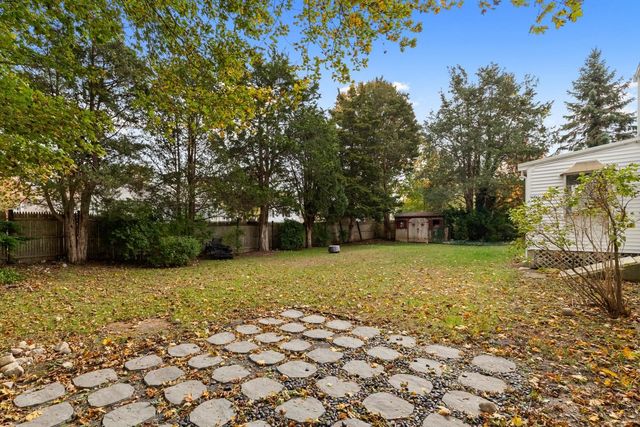 120 Levin Rd, Rockland, MA 02370