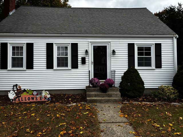 120 Levin Rd, Rockland, MA 02370