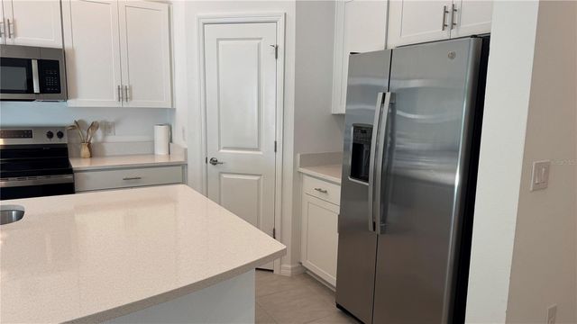 9024 DRIVEN SNOW STREET, Sarasota, FL 34241