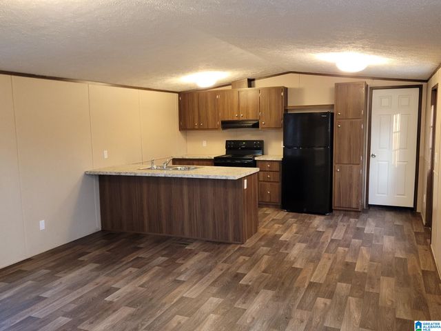 890 COUNTY ROAD 42, Jemison, AL 35085