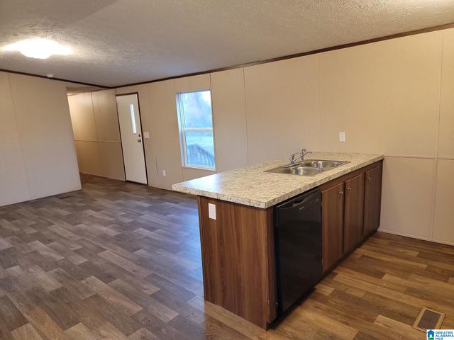 890 COUNTY ROAD 42, Jemison, AL 35085