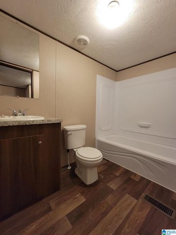 890 COUNTY ROAD 42, Jemison, AL 35085