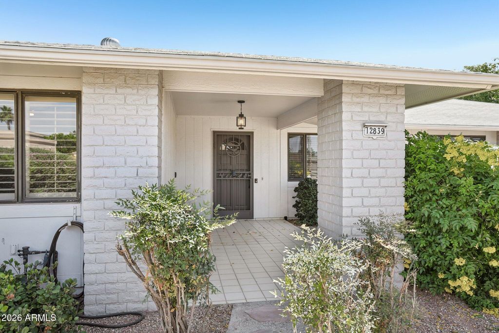 Image 4 of property listing at 12839 W BLUE BONNET Drive, Sun City West, AZ 85375