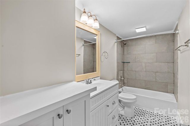 182 Commodore Loop, Mooresville, NC 28117