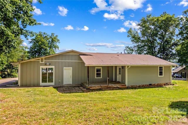 182 Commodore Loop, Mooresville, NC 28117