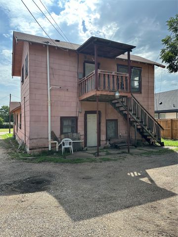 1700 N 15th Street, Waco, TX 76707