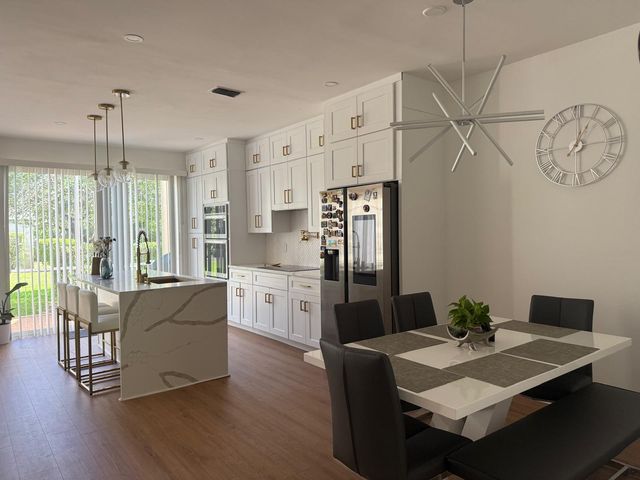 6772 Via Regina, Boca Raton, FL 33433