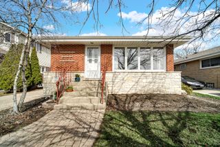 10016 Estelle Drive, Rosemont, IL 60018