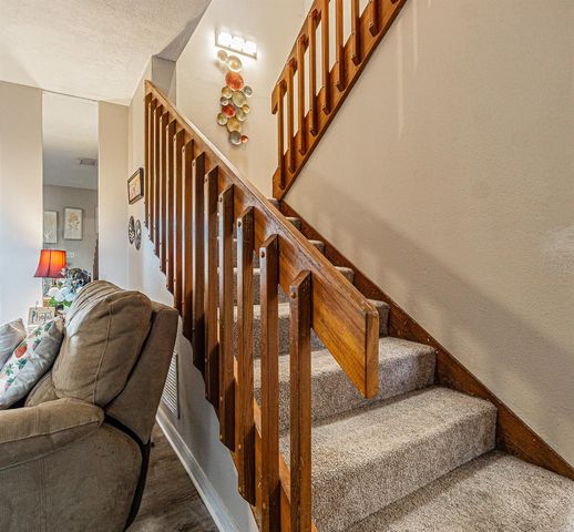 15314 E POND WOODS DRIVE, Tampa, FL 33618