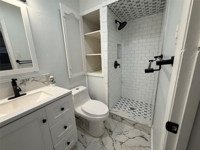 2847 W Rochelle Road, Irving, TX 75062