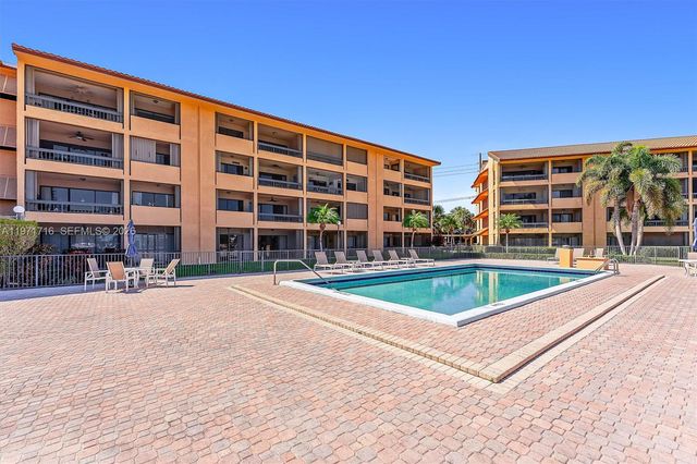 1030 Us Highway 1 112, North Palm Beach, FL 33408