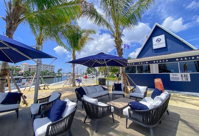 1030 Us Highway 1 112, North Palm Beach, FL 33408