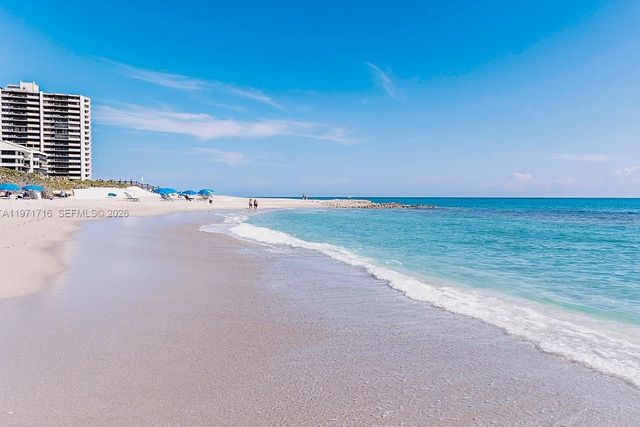 1030 Us Highway 1 112, North Palm Beach, FL 33408