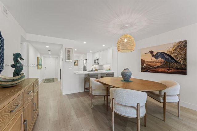 1030 Us Highway 1 112, North Palm Beach, FL 33408