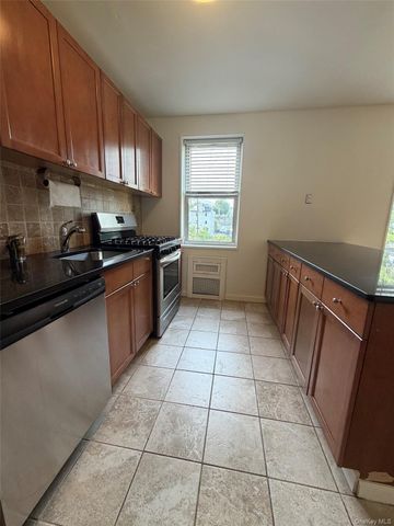 10 DAVENPORT Avenue 1N, New Rochelle, NY 10801