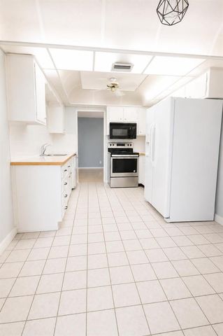 4911 NW 55th Street, Tamarac, FL 33319