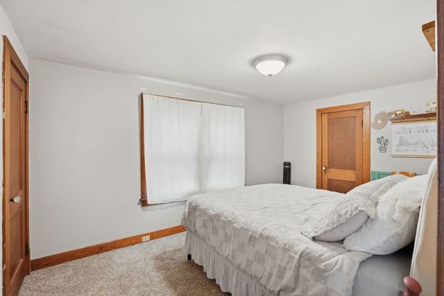 201 17 Street, East Moline, IL 61244