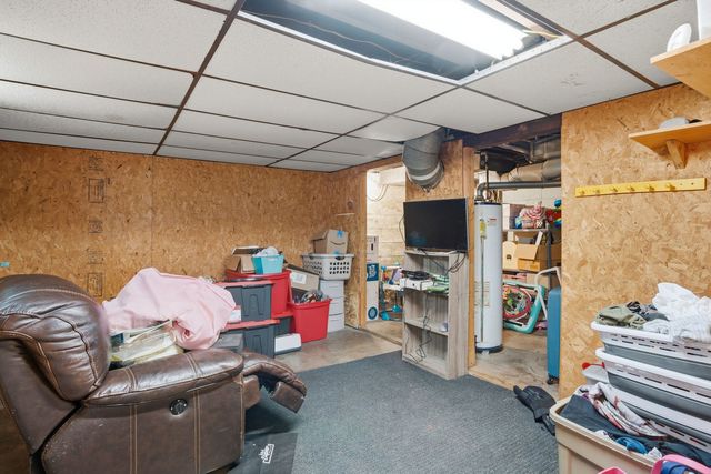 201 17 Street, East Moline, IL 61244