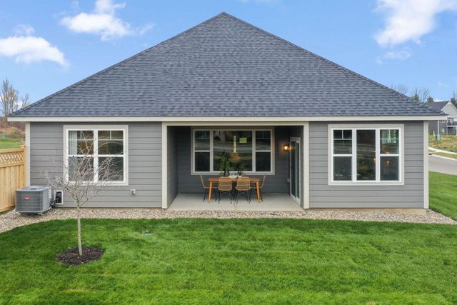20050 Glarus Lane, Lakeville, MN 55044