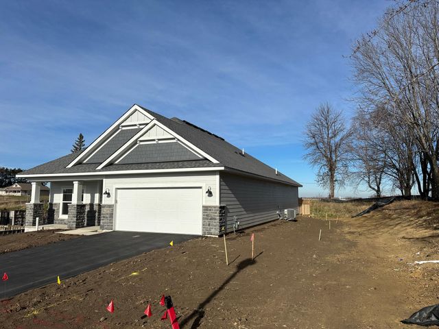 20050 Glarus Lane, Lakeville, MN 55044