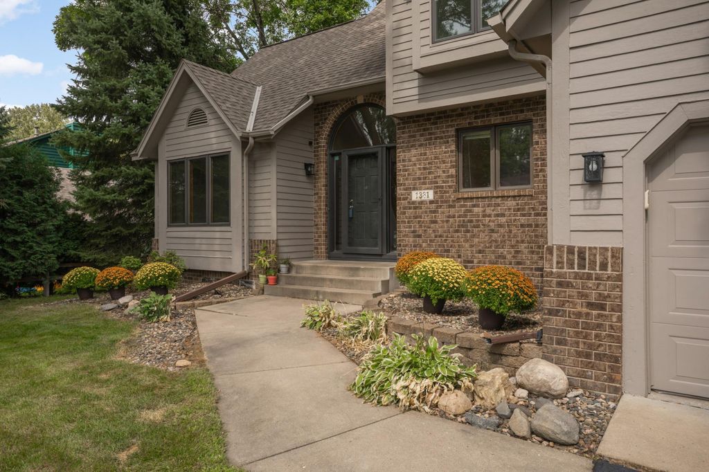 1381 Interlachen Drive, Eagan, MN 55123 — photo 3