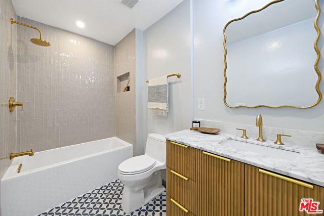 1020 19th Street 6, Santa Monica, CA 90403
