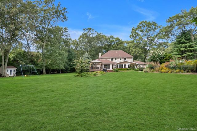 75 Belvedere Drive, Syosset, NY 11791