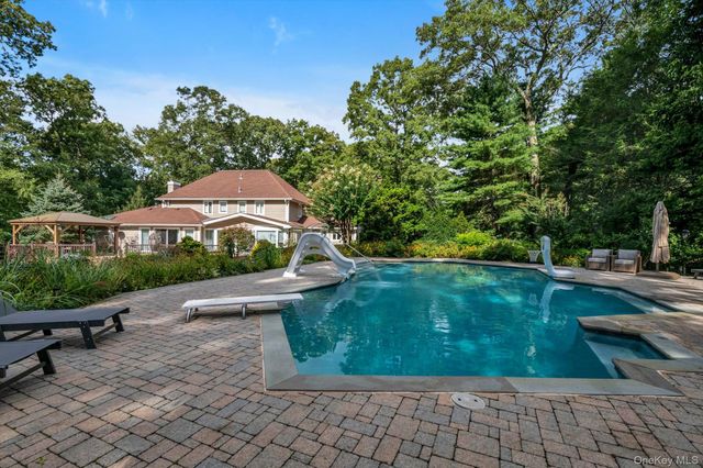 75 Belvedere Drive, Syosset, NY 11791