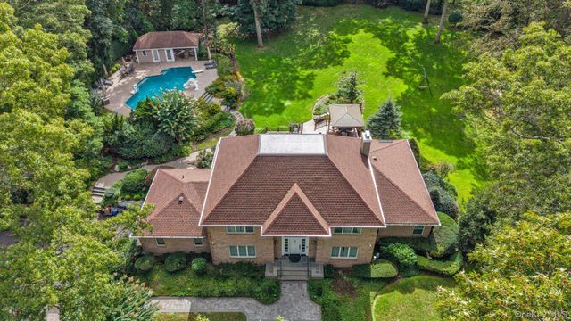 75 Belvedere Drive, Syosset, NY 11791