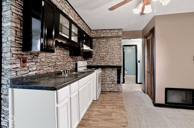 916 S Huber Street, Indianapolis, IN 46239