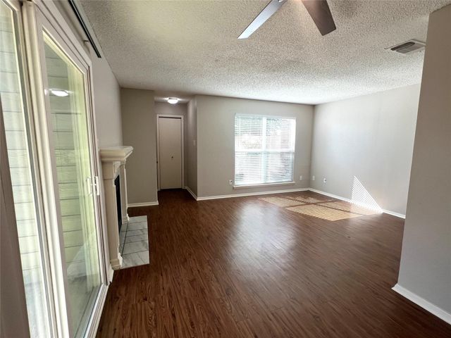 2018 W Rundberg LN 8B, Austin, TX 78758