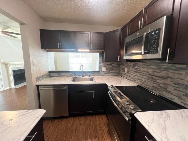 2018 W Rundberg LN 8B, Austin, TX 78758