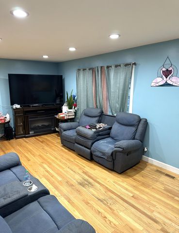 1436 E 39th Avenue, Gary, IN 46409