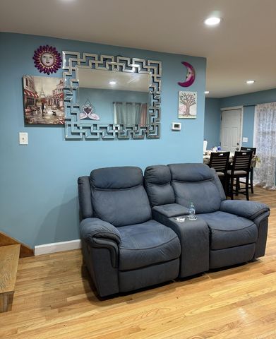 1436 E 39th Avenue, Gary, IN 46409