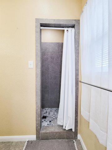 16361 Eastchase, Montgomery, TX 77316